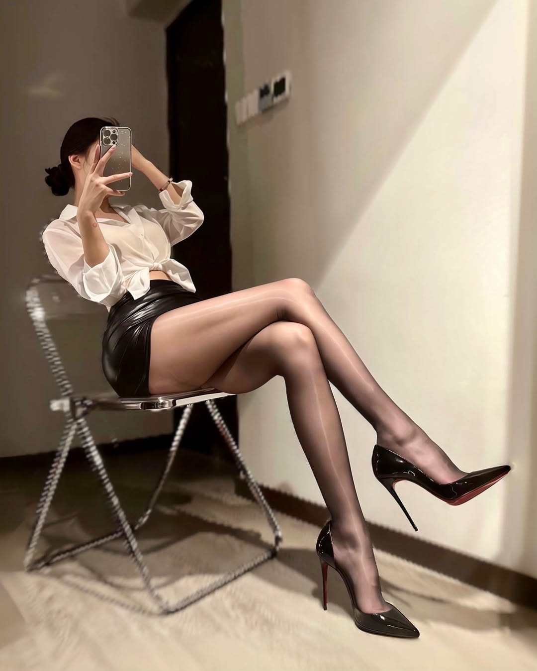 女性性冷感有解嗎？專業藥師解析催情產品推薦與心理調適，重燃伴侶親密火花