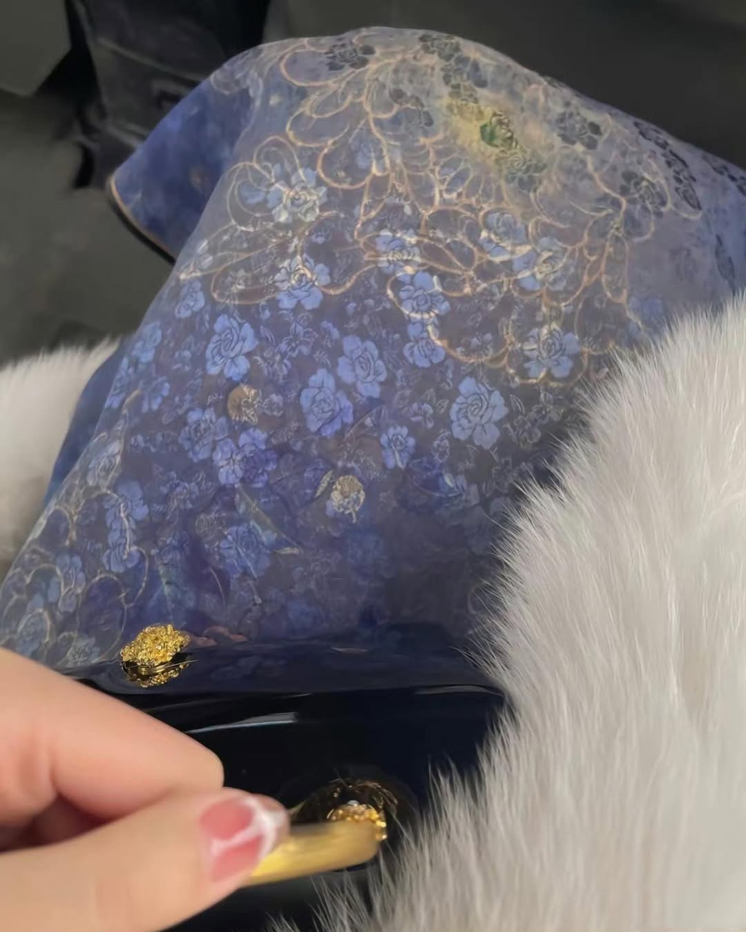 打破隔閡的感官盛宴：專業藥師解析兩性迷情助興原理，科學引導深層身心交融